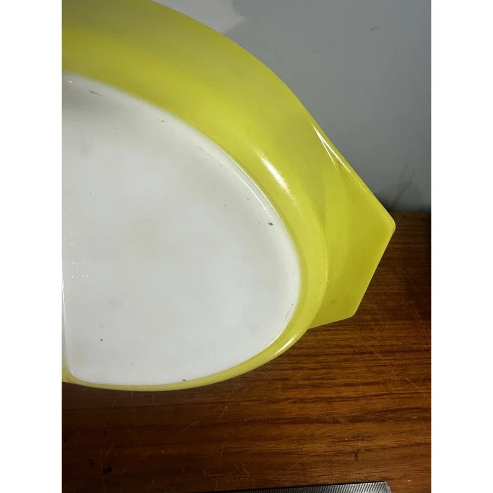Pyrex excellent used